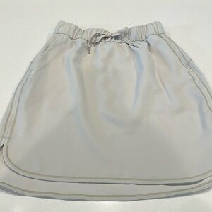 Lululemon On the Fly skirt